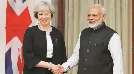 narendra modi, theresa may, Commonwealth Summit London, Queen Elizabeth, prince charles in india, pm modi