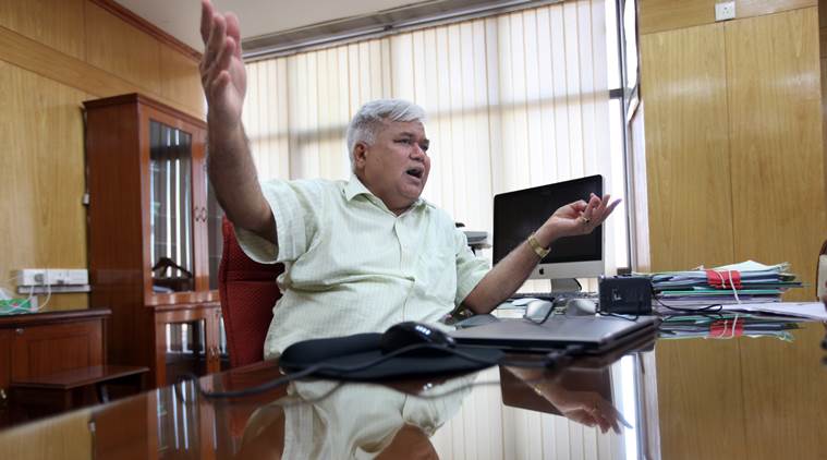 Internet must be open: TRAI backs net neutrality ...