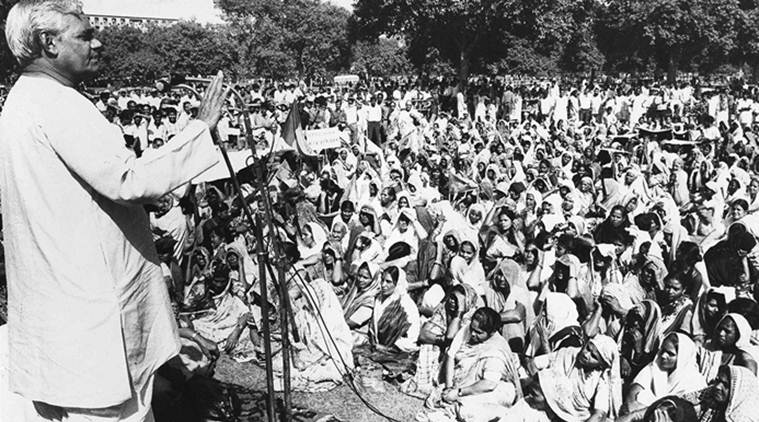 Jantar Mantar, jantar mantar protests, NGT, 2011 Lokpal agitation, Lokpal protests, protest spot, Delhi jantar mantar, National Green Tribunal, Ramlila maidan, Anna Hazare, Atal bihari vajpayee, india news, Indian express news