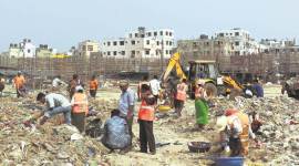 bmc, mumbai coastline, beach cleanup, versova beach, khar, santacruz, mumbai news, mumbai beaches, indian express