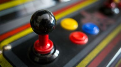 supercomuters, video games, Elon Musk, Neil deGrasse Tyson, Pong, Pong Arcade game, Science Advances, Nick Bostrom, Computer Simulation