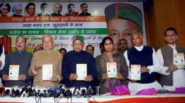 himachal pradesh polls, himachal pradesh assembly elections, virbhadra singh,  himachal congress, himachal congress manifesto, congress jobs, sushil kumar shinde, latest news, indian express