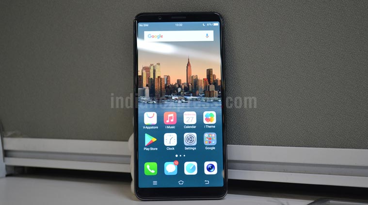 Vivo V7+ Unboxing And First Impressions 