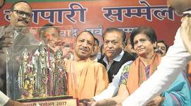 lucknow woman mayor, lucknow female mayor, lucknow mayor election, lucknow first woman mayor, lucknow parties select woman mayor, indian express news