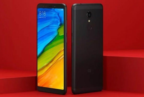 The Xiaomi Redmi 5 features a tall 5.7-inch HD+ 18:9 display