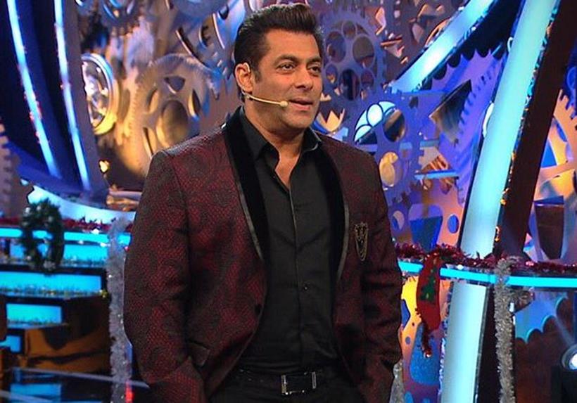 Bigg Boss 11 December 24 highlights Salman Khan s Christmas game