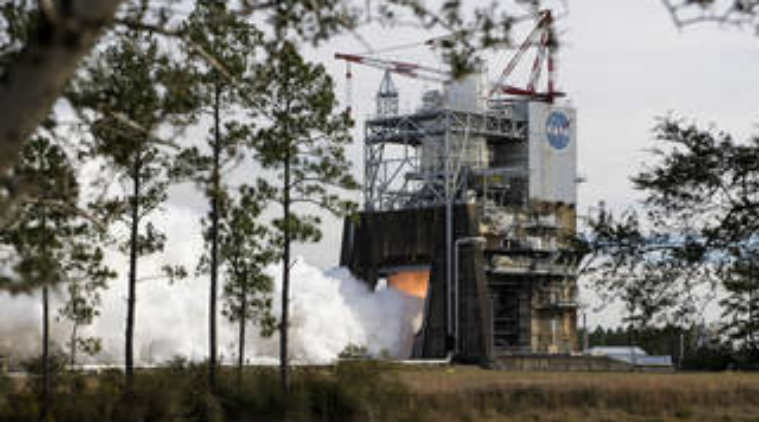 NASA, 3D printing technology, Space Launch System, pogo accumulator, NASA RS-25 engine, 3D printed components, liquid oxygen, Marshall Space Flight Center, heavy-lift rocket