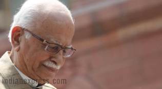 Unprecedented Budget, makes India and BJP proud: L K Advani