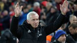 West Bromwich Albion manager Alan Pardew