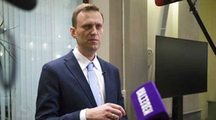 Alexei Navalny, Alexei Navalny russia, Alexei Navalny ill, Alexei Navalny's illness, russia's Alexei Navalny, russia Alexei Navalny ill, world news, Indian Express