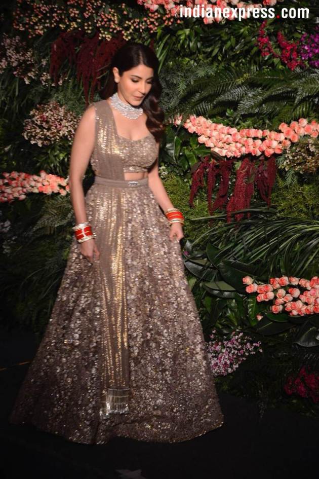 anushka sharma and virat kohli at mumbai reception