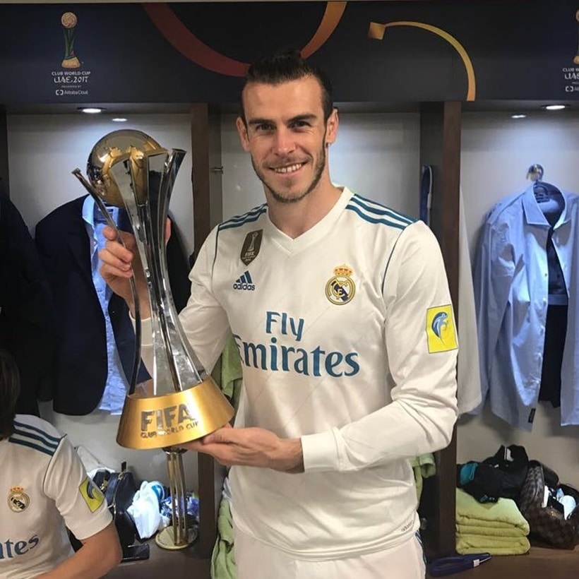 Gareth Bale with the Club World Cup title
