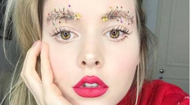 Weird eyebrow trends, christmas tree eyebrow trend, beauty trends 2017, weird eyebrow trends 2017, weird eyebrows, eyebrow trends 2017, christmas beauty trends, crown brows, squiggle eyebrows, dragon brows, feather brows, barbed wire brows, latest eyebrow trends, latest make-up trends, latest beauty trends, indian express, indian express news