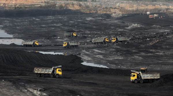 More than 40 pct of world coal plants are unprofitable: Report
