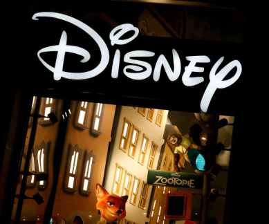 Disney buys Fox, Mickey Mouse Disney, Star Wars, 21st Century Fox, Rupert Murdoch, Netflix, Hulu, Fox News, Star India, National Geographic, Marvel, Fox Network, New York Times