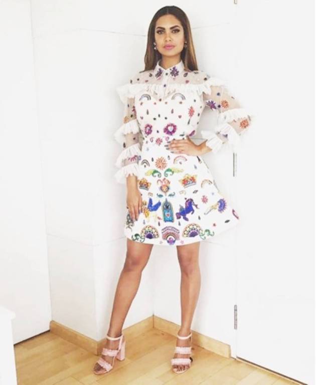 Quriky prints, Sonam Kapoor, Kangana Ranaut, Katrina Kaif, Jacqueline Fernandez, Shraddha Kapoor, Karisma Kapoor, Yami Gautam, Ileana D'Cruz, Shweta Bachchan, Sonam Kapoor fashion, Kangana Ranaut fashion, Katrina Kaif fashion, Jacqueline Fernandez fashion, Shraddha Kapoor fashion, Karisma Kapoor fashion, Yami Gautam fashion, Ileana D'Cruz fashion, Shweta Bachchan fashion, quirky printed top, quirky printed dress, cartoon printed dress, quirky printed tees, quirky prints bollywood, quirky print outfits, celeb fashion, bollywood fashion, indian express, indian express news