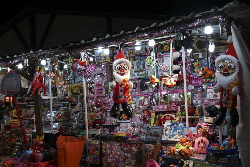 christmas, merry chirstmas, christmas 2017, christmas lights, christmas trees, christmas celebrations, christmas preparations, christmas lightings, christmas photos, christmas images, lifestyle news, winter festival, indian express