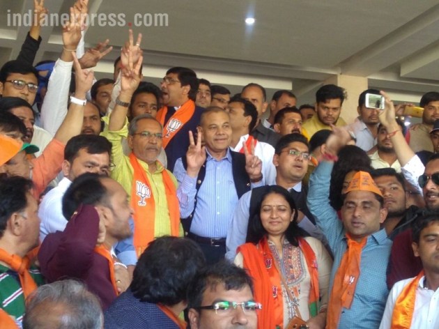 gujarat election results photos, gujarat results photos, rahul gandhi pictures, narendra modi pictures, bjp images, congress pics, hardik patel photos, gujarat results pictures, gujarat elections photos, indian express