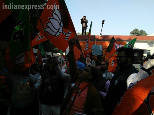 gujarat election results photos, gujarat results photos, rahul gandhi pictures, narendra modi pictures, bjp images, congress pics, hardik patel photos, gujarat results pictures, gujarat elections photos, indian express