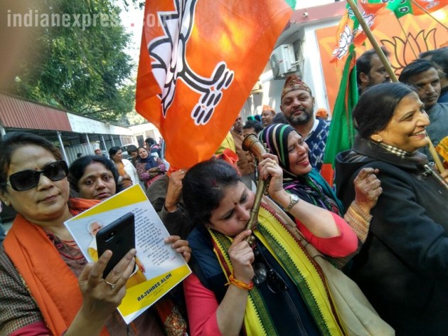 gujarat election results photos, gujarat results photos, rahul gandhi pictures, narendra modi pictures, bjp images, congress pics, hardik patel photos, gujarat results pictures, gujarat elections photos, indian express
