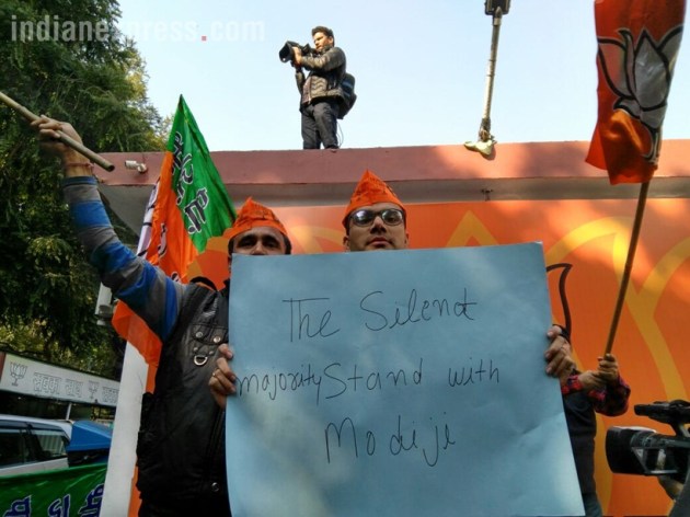 gujarat election results photos, gujarat results photos, rahul gandhi pictures, narendra modi pictures, bjp images, congress pics, hardik patel photos, gujarat results pictures, gujarat elections photos, indian express