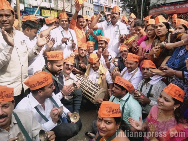 gujarat election results photos, gujarat results photos, rahul gandhi pictures, narendra modi pictures, bjp images, congress pics, hardik patel photos, gujarat results pictures, gujarat elections photos, indian express