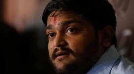 Day before strike, Hardik Patel submits bail order in arson, rioting case