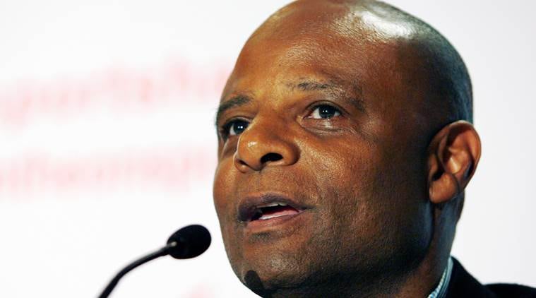 NFL and CFL football star Warren Moon