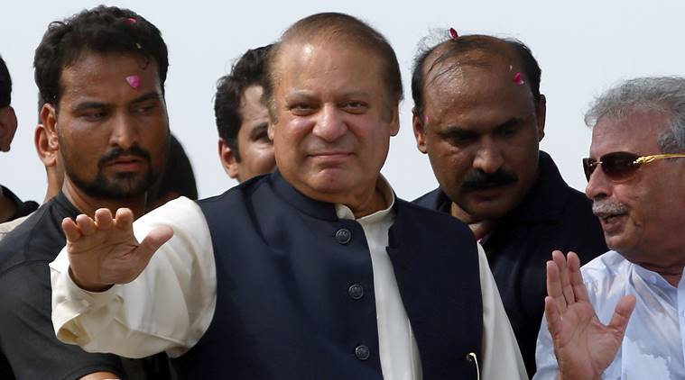 Pakistan Supreme Court disqualifies Nawaz Sharif from holding office for life