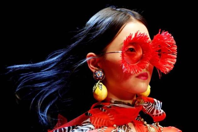 Fashion pictures of the Year, Fashion pictures of the Year 2017, pictures of the year fashion, Kendall Jenner, Bella Hadid, Cara Delvingne, Naomi Campbell, Cindy Crawford, Carla Bruni, Claudia Schiffer, Helena Christensen, Versace, Gianni Versace, Fashion Week Australia, Versace Spring/Summer 2018 show, Christian Dior's Haute Couture Spring-Summer 2017, Halima Aden, Sao Paulo Fashion Week, Marc Jacobs SS 2018, Karl Lagerfeld, Chanel, Paris Fashion Week, Michael Kors Spring/Summer 2018 collection, The Blonds Spring/Summer 2018 collection, Christian Siriano Spring/Summer 2018 collection, Paula Knorr, Emilio Pucci's Autumn/Winter 2017, Ukrainian Fashion Week , Vonn Jensen, London Fashion Week Men's 2017, Vivienne Westwood, Dolce and Gabbana Spring/Summer 2018 show, Prada, celeb fashion, indian express, indian express news