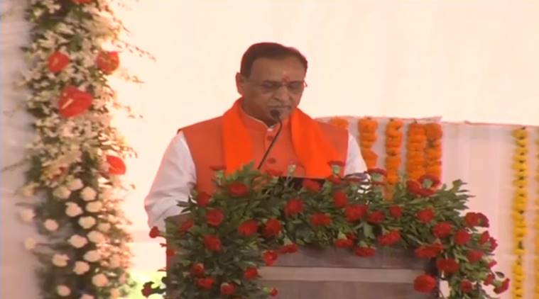 Gujarat swearing-in LIVE UPDATES: Vijay Rupani takes oath as CM, Nitin Patel as Deputy CM