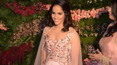 Saina Nehwal, Virushka, Virushka wedding, Saina Nehwal Virushka, Anushka Sharma, Virat Kohli, Kareena Kapoor Khan, Shraddha Kapoor, Saina Nehwal fashion, Saina Nehwal style, Saina Nehwal latest news, Saina Nehwal updates, Saina Nehwal latest photos, Saina Nehwal pictures, Saina Nehwal images, celeb fashion, bollywood fashion, indian express, indian express news