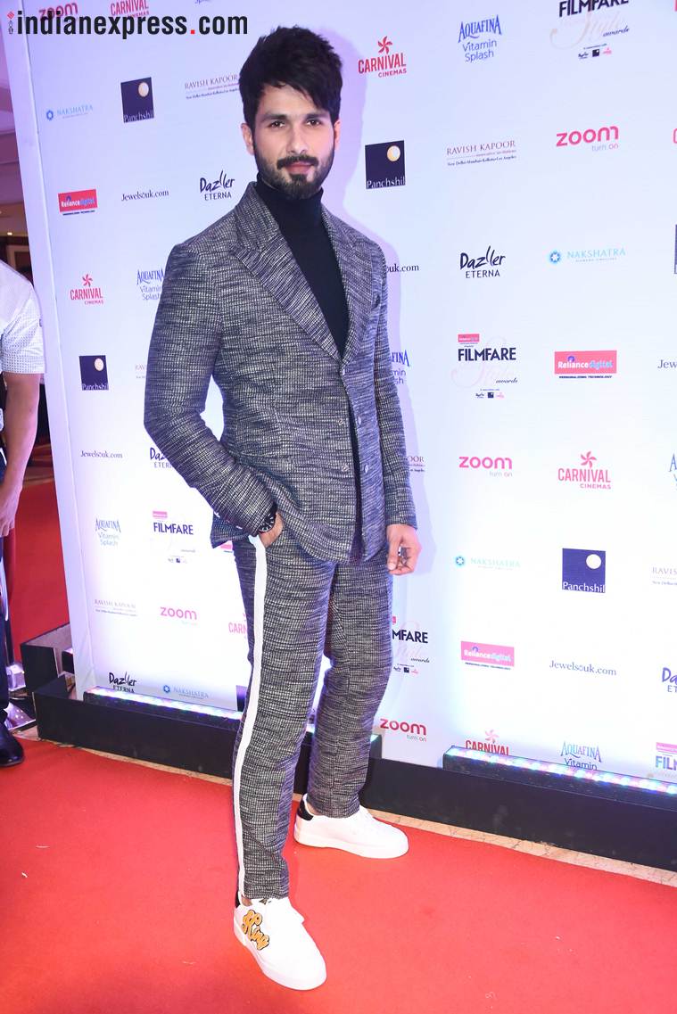 shahid kapoor at filmfare glamour and style awards