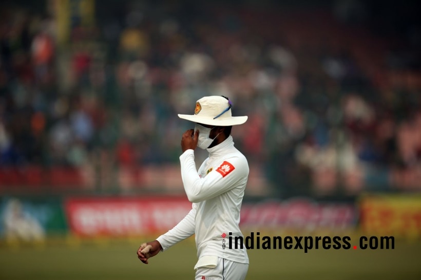 Sri Lankan players wear face masks due to Delhi smog