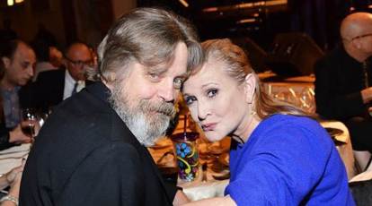  STAR WARS: THE LAST JEDI : Mark Hamill, Carrie Fisher