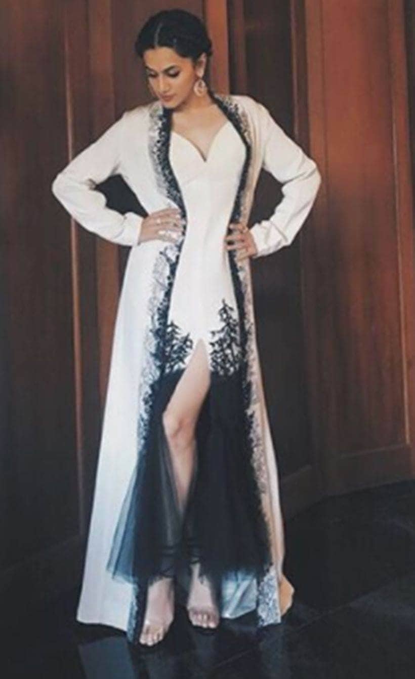 Taapsee Pannu, Christmas dressing, party dressing