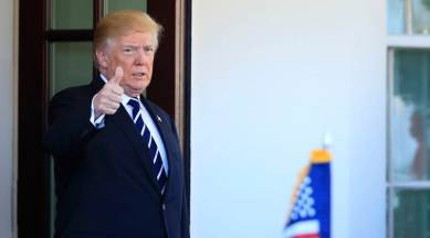 Trump tweets on Michael Flynn