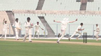 Ranji Trophy 2017, Ranji Trophy 2017 semi-final, Vidarbha vs Karnataka, Rajneesh Gurbani, Rajneesh Gurbani wickets, sports news, cricket, Indian Express