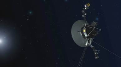 NASA fires up Voyager 1 thrusters after 37 years