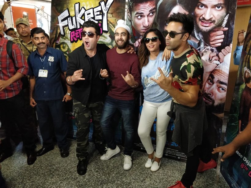 bollywood celeb spotted photos of jacqueline fernandez, sridevi, varun dhawan and others