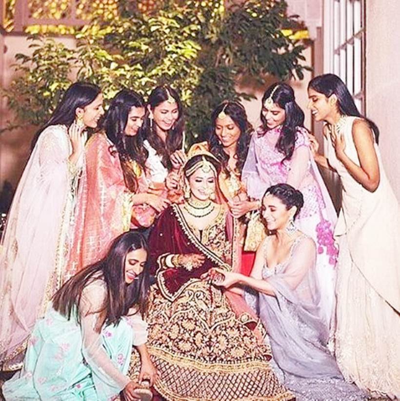Alia Bhatt Looking Stylish At Her BFF's Wedding Is All Sorts Of Goals
