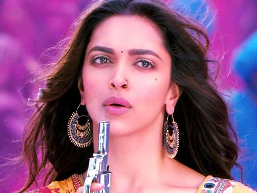 Deepika's Piku is a global hit as movie scoops over Rs 100 crore