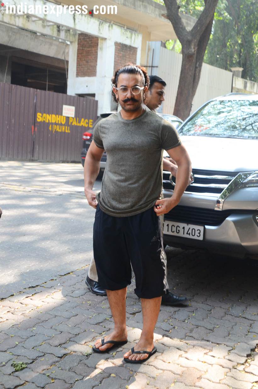 Karisma Kapoor photos, Aamir Khan photos, karisma kapoor pics, karisma kids pictures, aamir khan latest images, Neetu Singh pictures, Rishi Kapoor pics, indian express