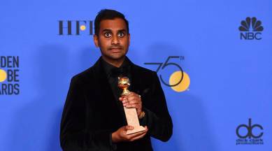 Aziz Ansari visage heureux