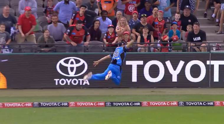 Ben Laughlin, Jake Weatherald combine for 'catch of the Big Bash