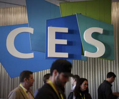 CES 2018, artificial intelligence, self-driving technology, smart wearables, voice-based assistants, Apple, Samsung, Google, Amazon