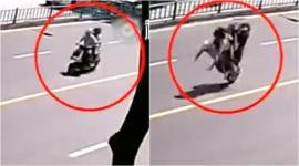 funny accident video, funny bike accident, bike accident video, China video, viral video, indian express, indian express news