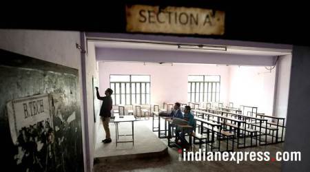 teachers, 7 pay comission, tacher salary, guest elcture salary, HRD, HRD Minister, HRD Ministry, Prakash Javadekar, UGC, ugc,ac.in, teacher job pay, govt teacher job pay, VC salary, govt teacher job, latest govt teacher job notification, education news