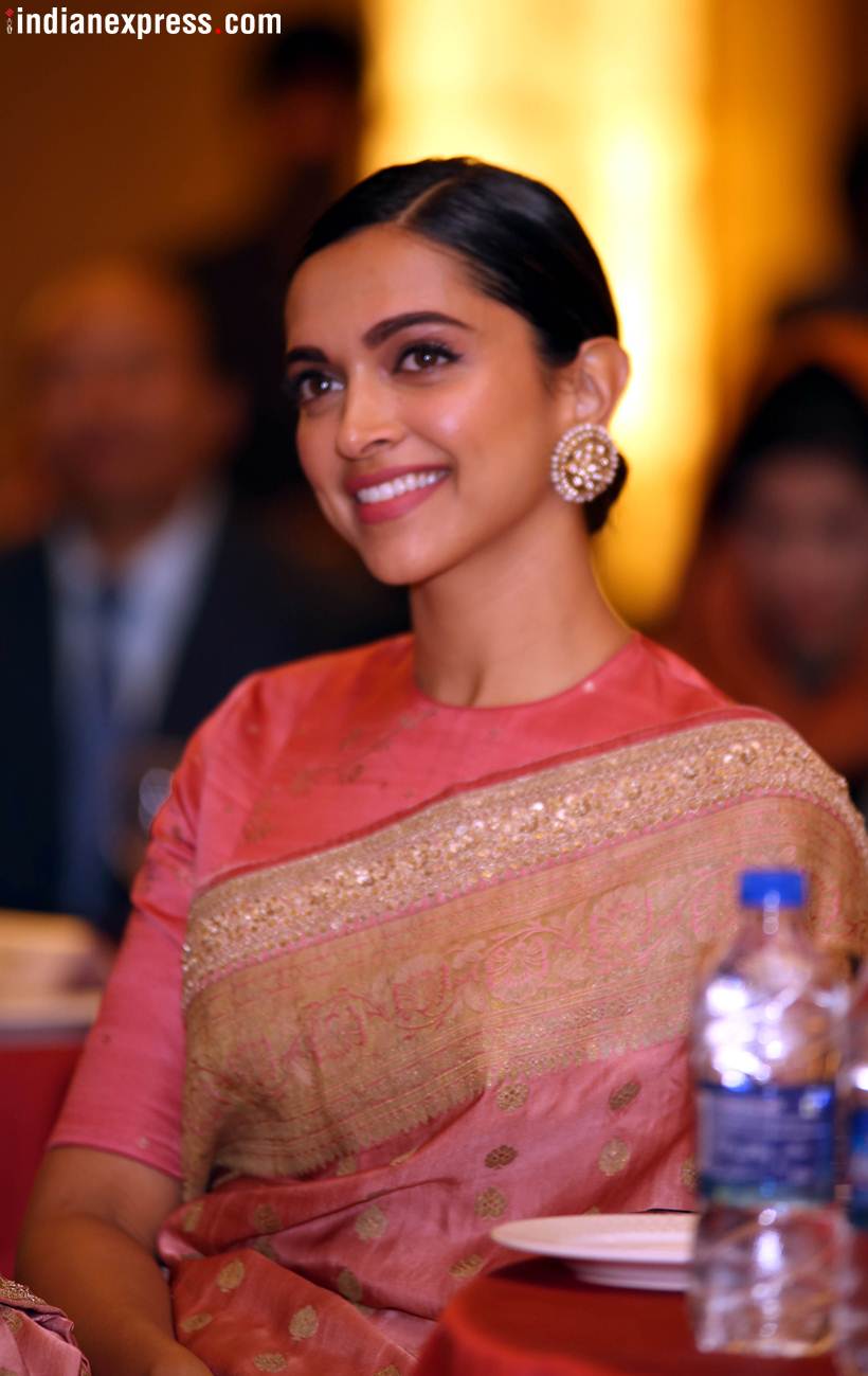 photos of deepika padukone