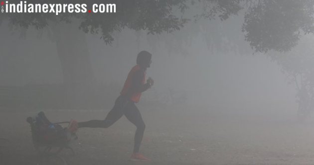 Delhi fog, Delhi worst fog, Delhi dense fog, Delhi weather, Delhi flights cancelled, Delhi news, India news, fog photos, New Year fog, Indian Express news